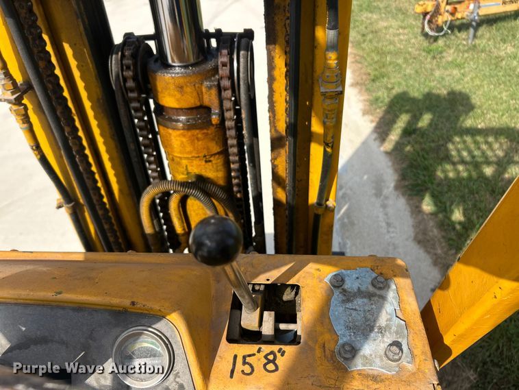 image for item ET3236 Clark EC500-S30D forklift