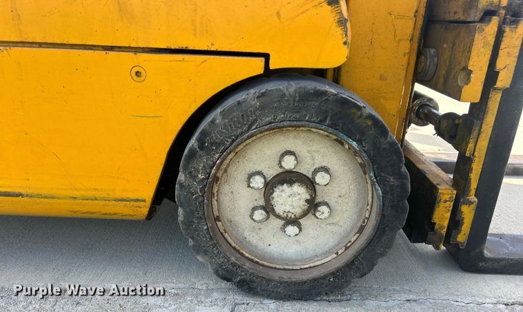 image for item ET3236 Clark EC500-S30D forklift