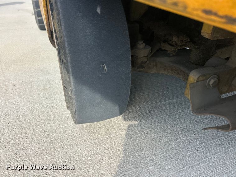 image for item ET3236 Clark EC500-S30D forklift