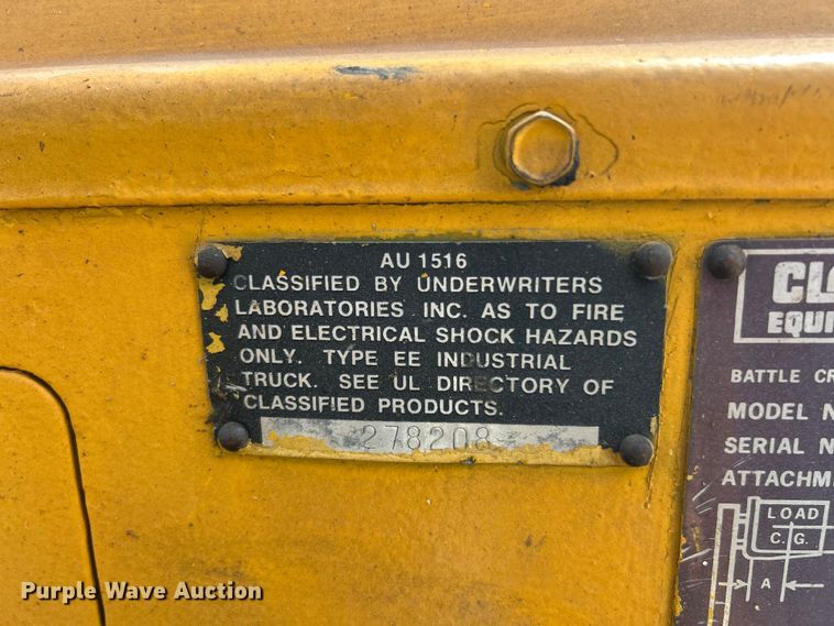 image for item ET3236 Clark EC500-S30D forklift