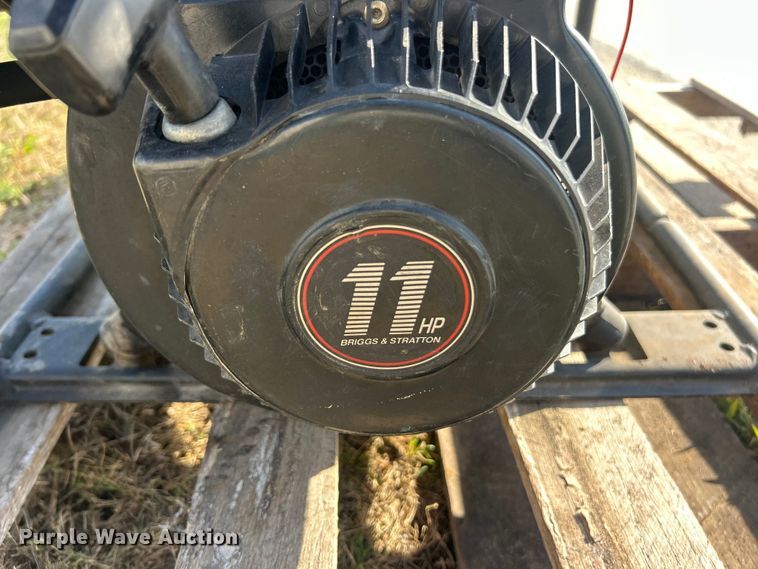 image for item ET3247 Homelite LR5500 generator