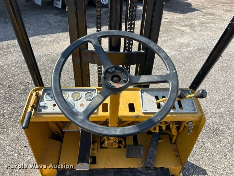 image for item ET3250 Caterpillar T35B forklift