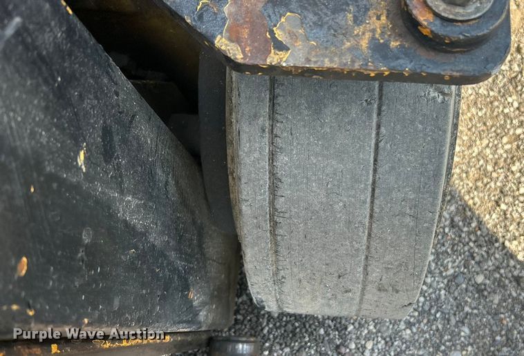 image for item ET3250 Caterpillar T35B forklift