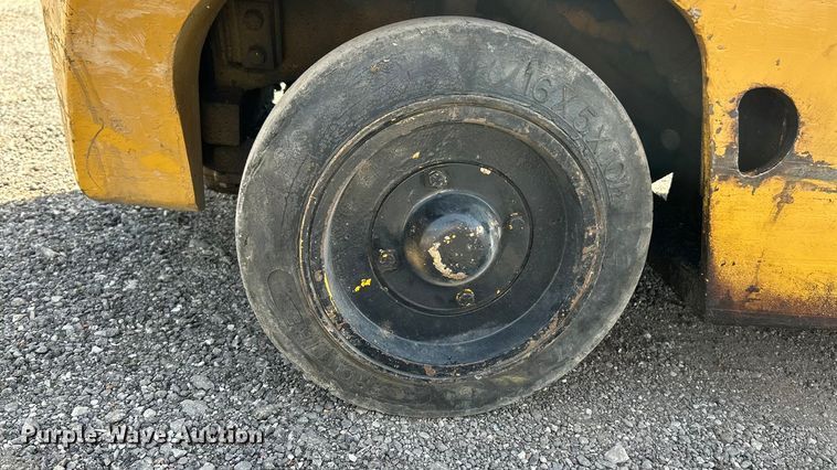 image for item ET3250 Caterpillar T35B forklift