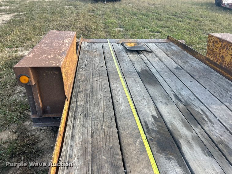 image for item ET3252 2002 Belshe WB-1 equipment trailer