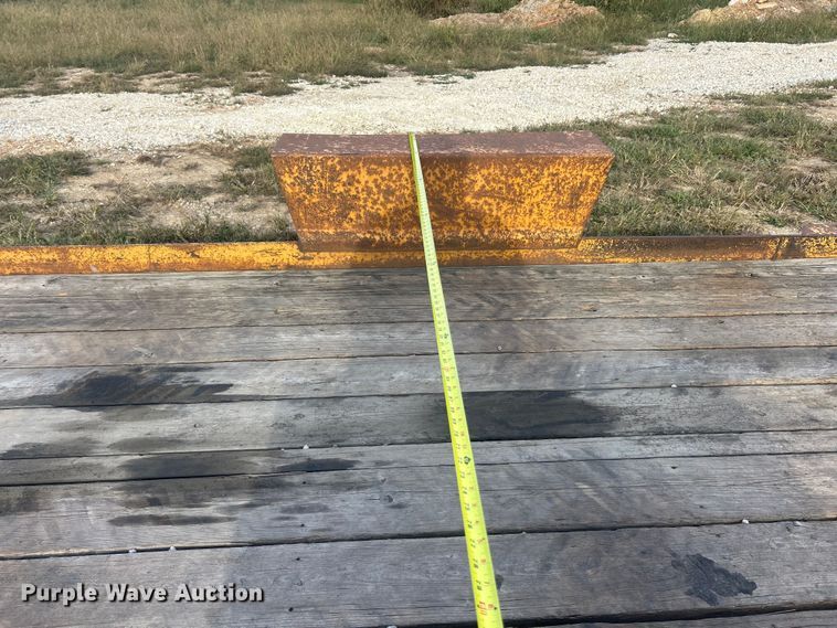 image for item ET3252 2002 Belshe WB-1 equipment trailer