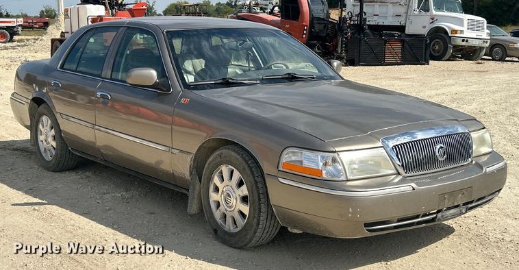 image for item ET3262 2003 Mercury Grand Marquis 