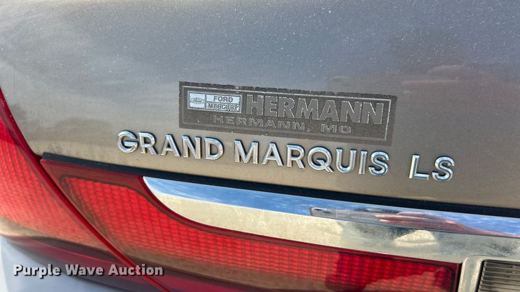 image for item ET3262 2003 Mercury Grand Marquis 