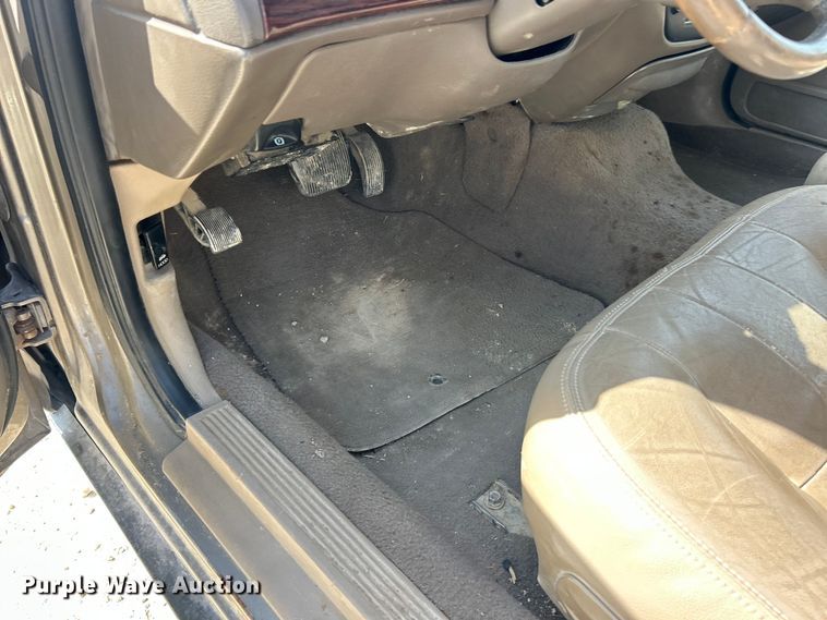 image for item ET3262 2003 Mercury Grand Marquis 