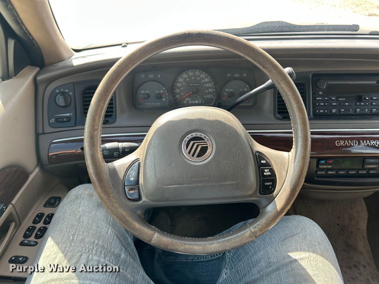 image for item ET3262 2003 Mercury Grand Marquis 