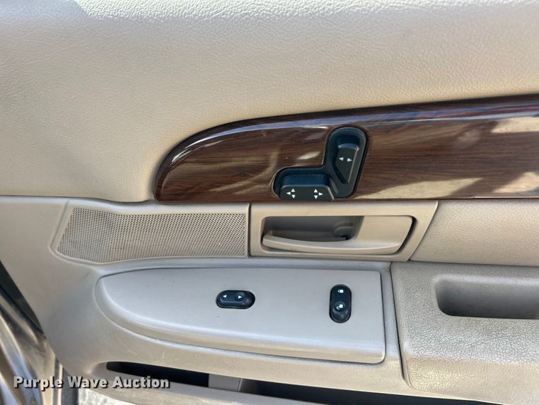 image for item ET3262 2003 Mercury Grand Marquis 