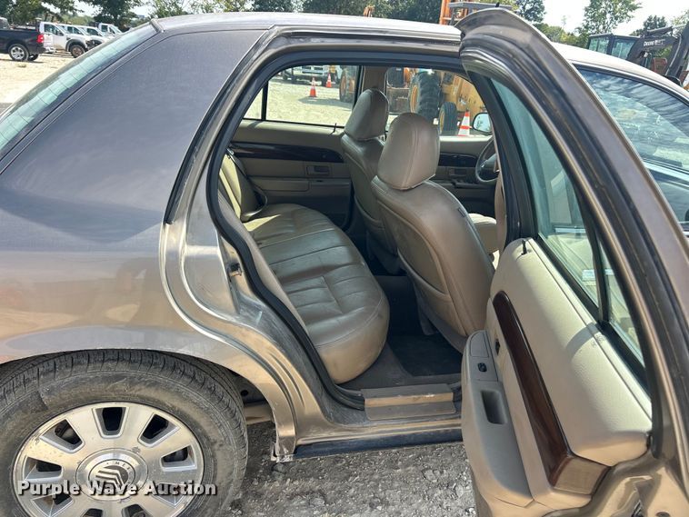 image for item ET3262 2003 Mercury Grand Marquis 