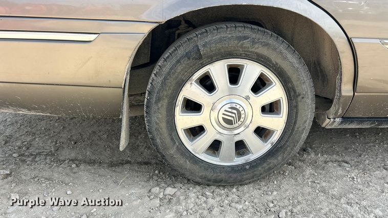 image for item ET3262 2003 Mercury Grand Marquis 