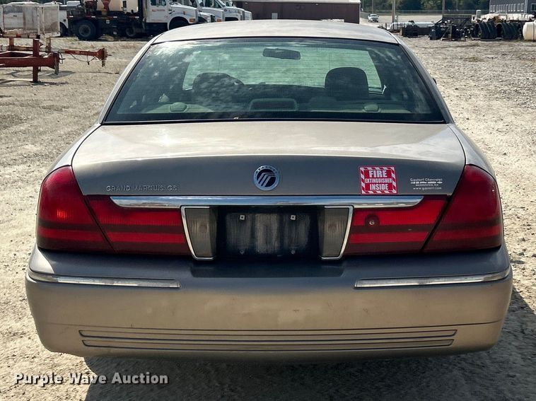 image for item ET3263 2003 Mercury Grand Marquis 