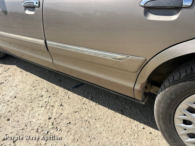 image for item ET3263 2003 Mercury Grand Marquis 