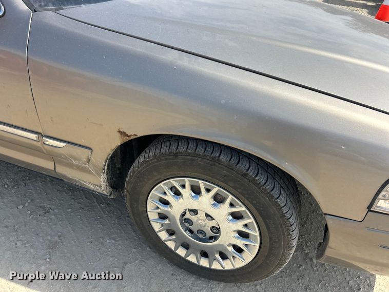 image for item ET3263 2003 Mercury Grand Marquis 