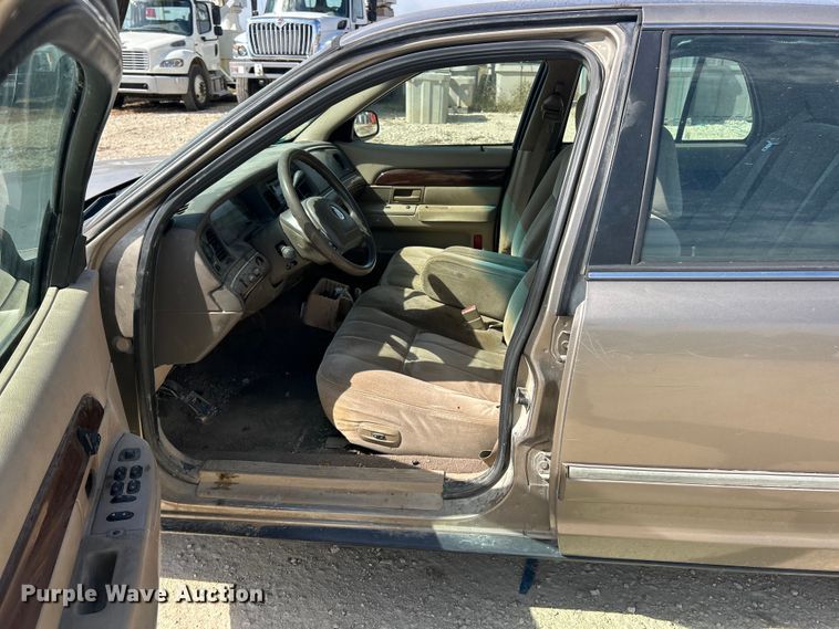 image for item ET3263 2003 Mercury Grand Marquis 