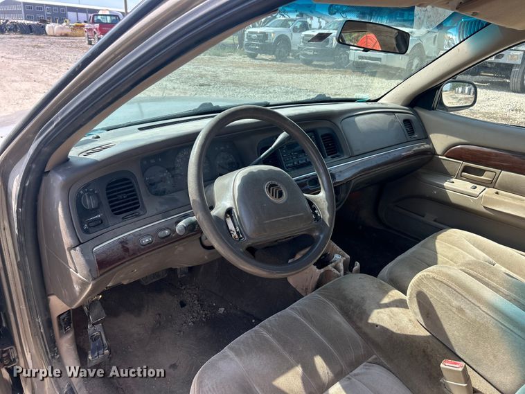 image for item ET3263 2003 Mercury Grand Marquis 