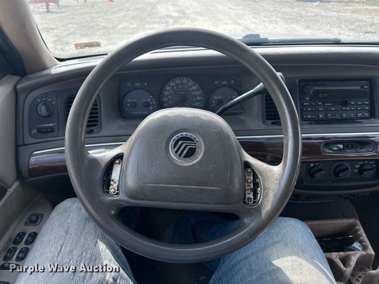 image for item ET3263 2003 Mercury Grand Marquis 