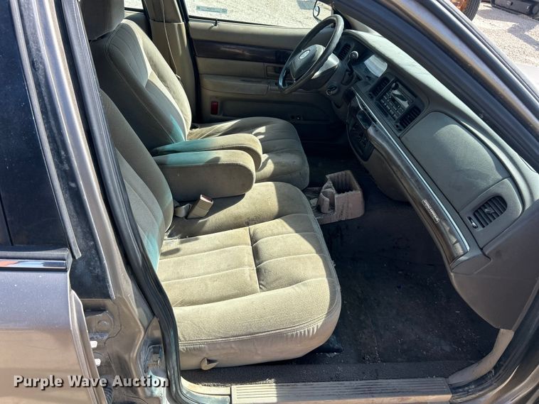 image for item ET3263 2003 Mercury Grand Marquis 