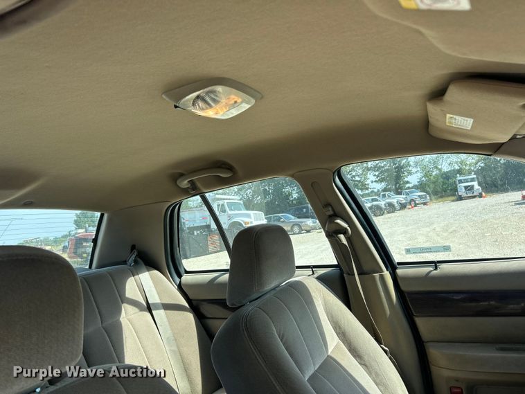 image for item ET3263 2003 Mercury Grand Marquis 