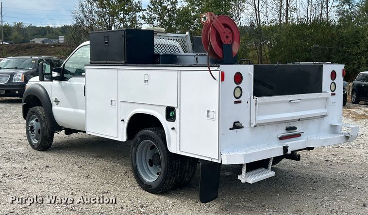 image for item ET3322 2011 Ford F550 utility / service truck