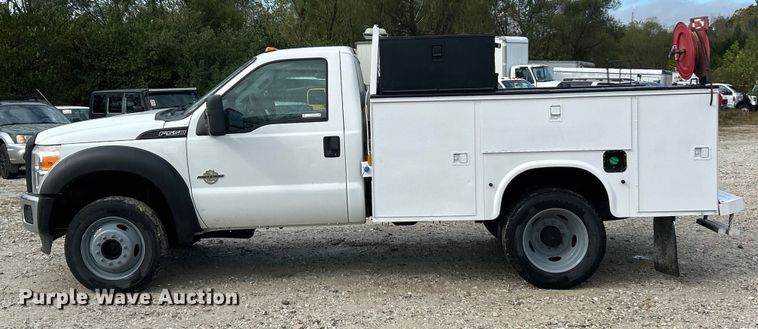 image for item ET3322 2011 Ford F550 utility / service truck