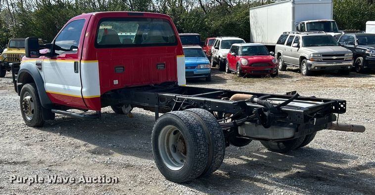 image for item ET3323 2008 Ford F550 truck cab and chassis