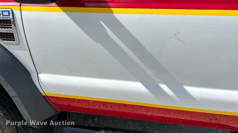 image for item ET3323 2008 Ford F550 truck cab and chassis