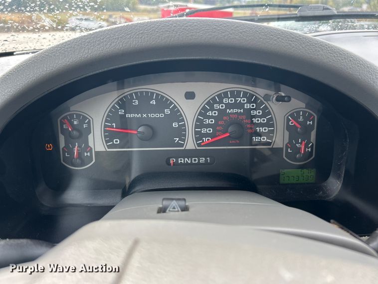 image for item ET3324 2008 Ford F150  SuperCrew pickup truck