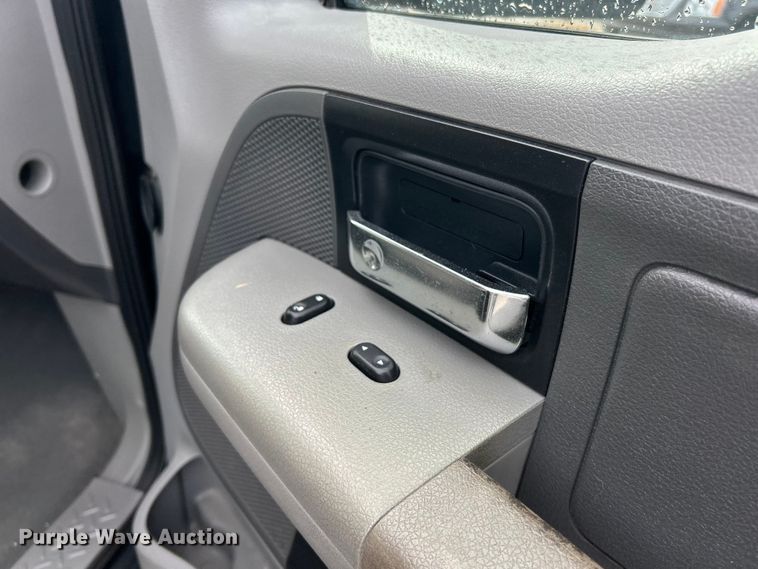 image for item ET3324 2008 Ford F150  SuperCrew pickup truck