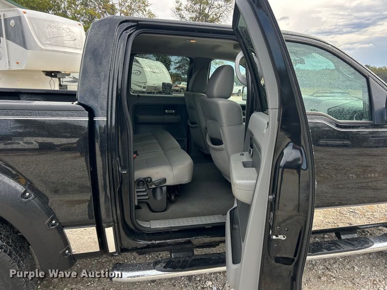 image for item ET3324 2008 Ford F150  SuperCrew pickup truck