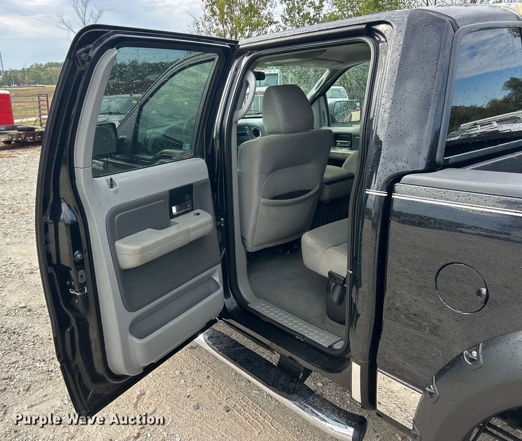 image for item ET3324 2008 Ford F150  SuperCrew pickup truck