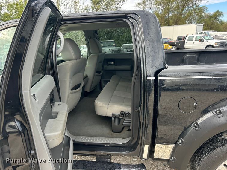 image for item ET3324 2008 Ford F150  SuperCrew pickup truck