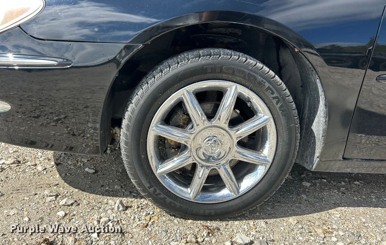 image for item ET3325 2005 Buick Lacrosse CXS 