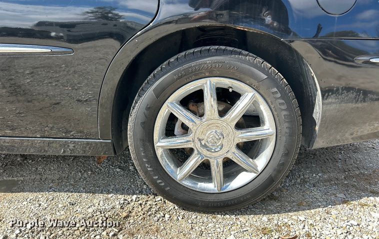 image for item ET3325 2005 Buick Lacrosse CXS 