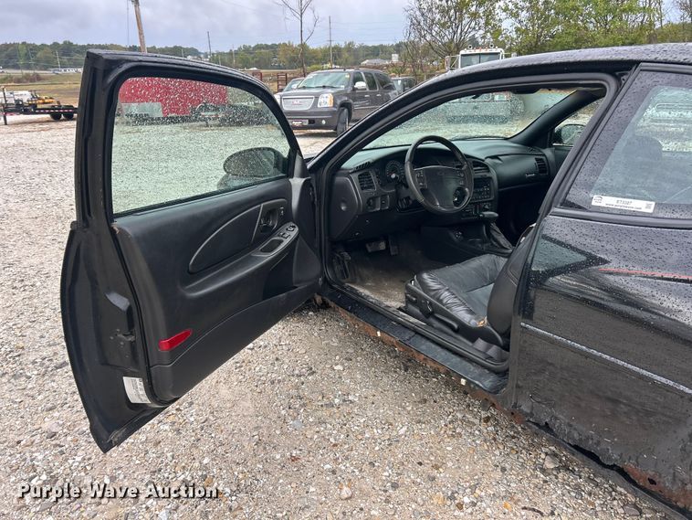 image for item ET3327 2002 Chevrolet Monte Carlo SS 