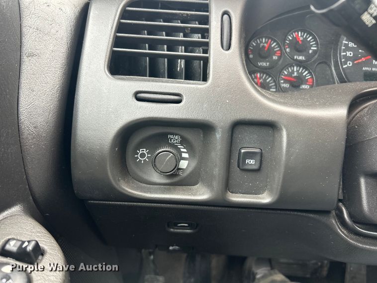 image for item ET3327 2002 Chevrolet Monte Carlo SS 