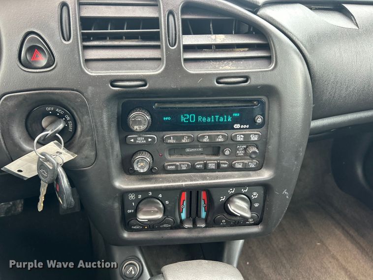 image for item ET3327 2002 Chevrolet Monte Carlo SS 