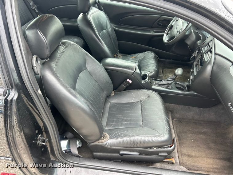 image for item ET3327 2002 Chevrolet Monte Carlo SS 