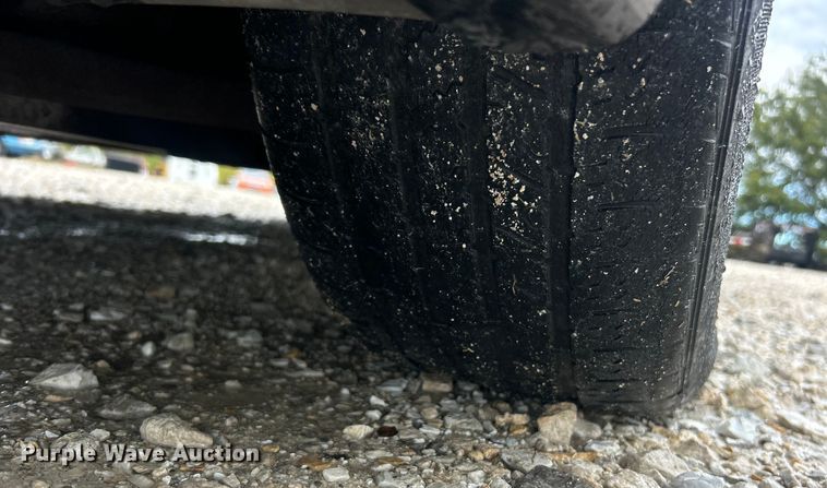 image for item ET3327 2002 Chevrolet Monte Carlo SS 