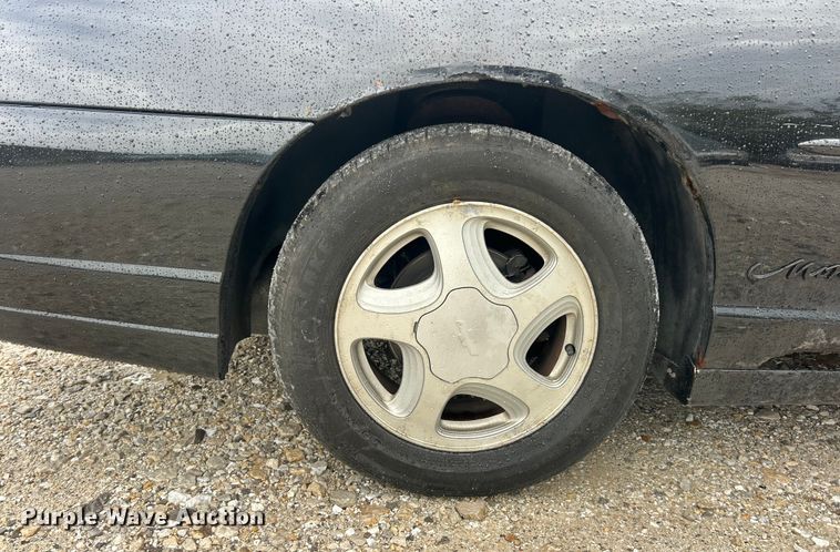 image for item ET3327 2002 Chevrolet Monte Carlo SS 