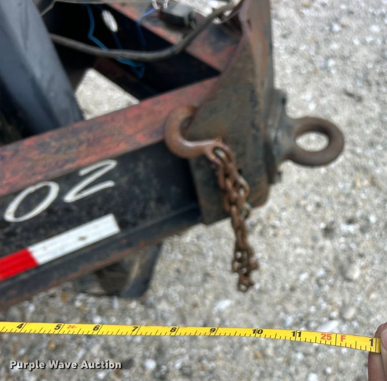 image for item ET3328 2001 Towmaster equipment trailer