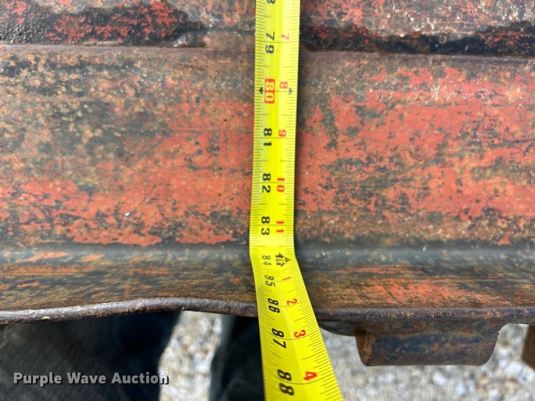 image for item ET3328 2001 Towmaster equipment trailer