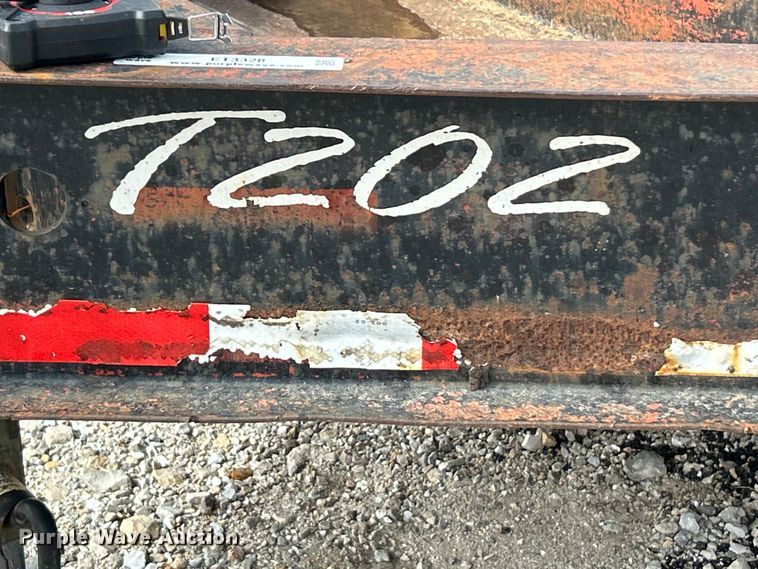 image for item ET3328 2001 Towmaster equipment trailer