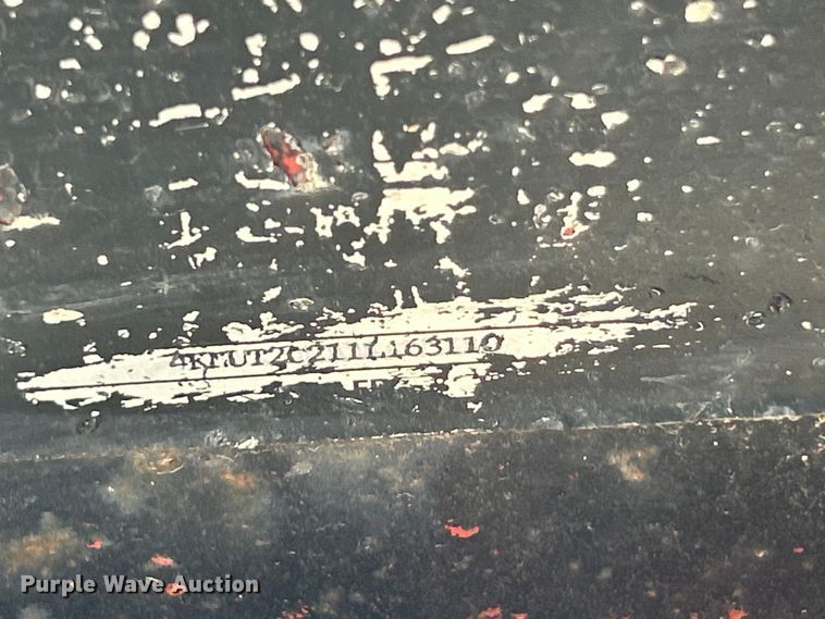 image for item ET3328 2001 Towmaster equipment trailer