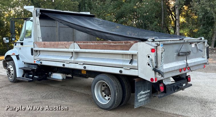 image for item ET4554 2006 International 4300 dump flatbed truck