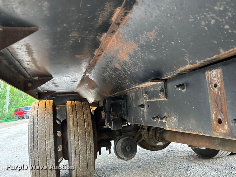 image for item ET4554 2006 International 4300 dump flatbed truck