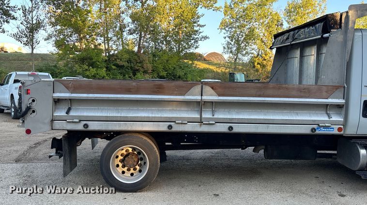 image for item ET4554 2006 International 4300 dump flatbed truck