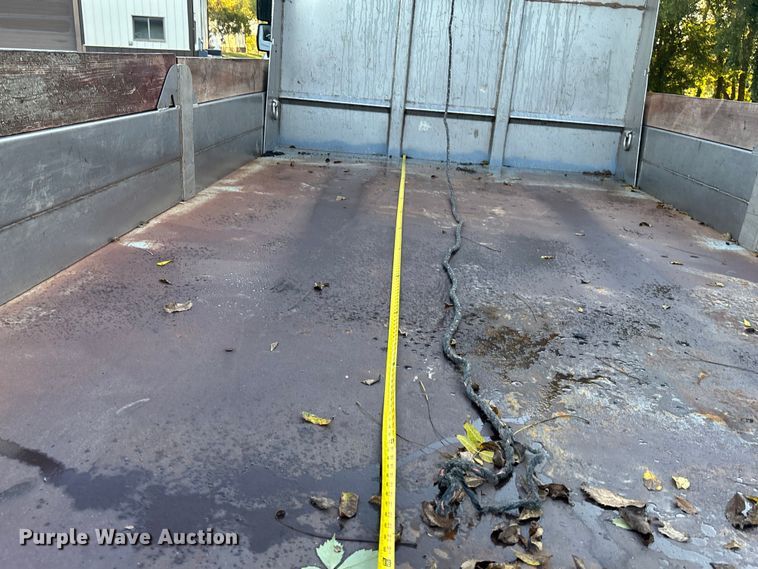 image for item ET4554 2006 International 4300 dump flatbed truck